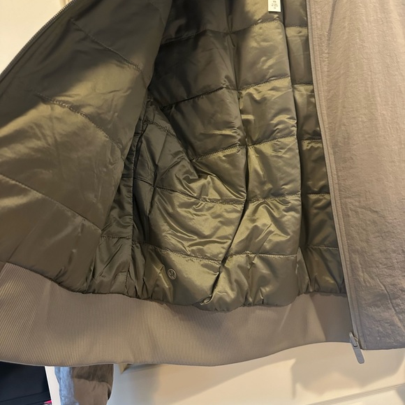 Lululemon Non Stop Reversible Bomber Jacket in Rover - Picture 9 of 10
